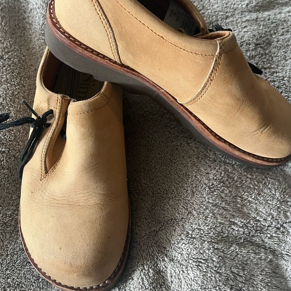Simple brand slip on shoes
